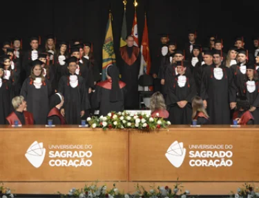 USC encerra temporada de formaturas e casos de superao foram destaques