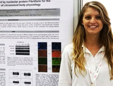 Egressa de Farm�cia da USC � aprovada em programa de Aprimoramento Profissional