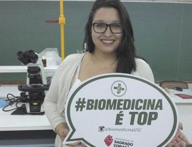 Egressa de Biomedicina da USC é aprovada em Programa de Mestrado