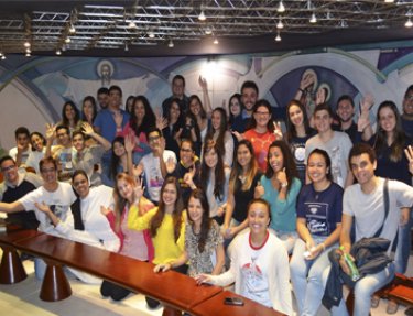 Grupo de Ora��o Universit�rio na USC