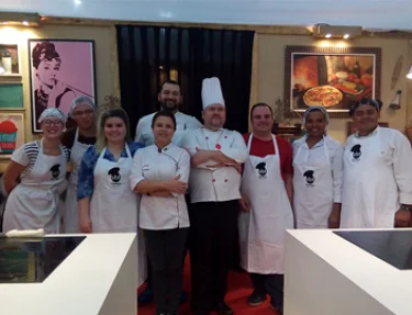 Coordenador do curso de Gastronomia participa como jri em concurso de culinria