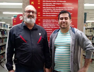 Professor e estudante da USC participaram de evento na Colmbia