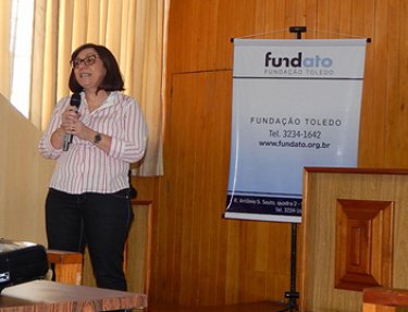Professora da USC ministrou palestra no 1º Seminário de Gerontologia Social