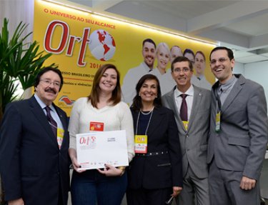 Professor e mestranda da USC participaram do 20º Congresso Brasileiro de Ortodontia