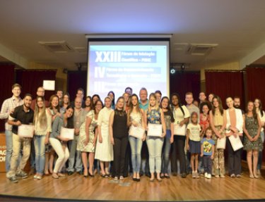 USC realizou cerim�nia de premia��o de trabalhos da Inicia��o Cient�fica