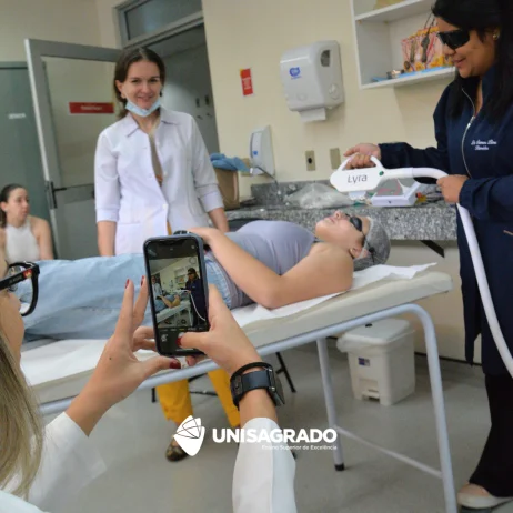 Ps-Graduao em Esttica Avanada - Luz intensa Pulsada | 25/10