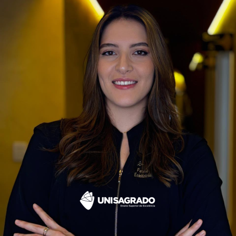 Egressa do UNISAGRADO transforma experi�ncia na Est�tica em inspira��o para novos profissionais
