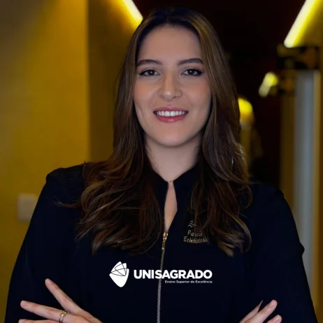 Egressa do UNISAGRADO transforma experi�ncia na Est�tica em inspira��o para novos profissionais