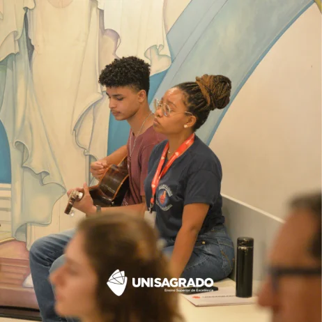 Adorao Eucarstica 02/04