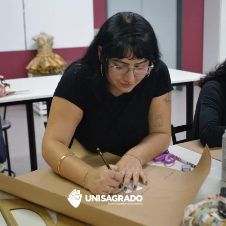 Design de Moda - Modelagem de vesturio 01/09