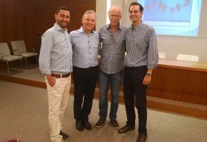 Na foto: Prof. M.e Fabio Pinto Guedes, egresso da USC, Prof. Dr. Alberto Consolaro, da USP-Bauru, Prof. Dr. Leopoldino Capelozza Filho e Prof. Dr. Mauricio de Almeida Cardoso.